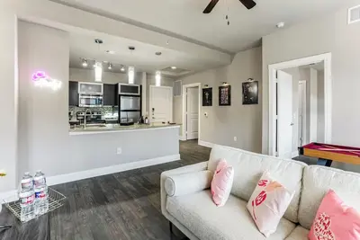 Image de 2-bedroom Luxe Apartment in Dfw with fitness room, Ac, WiFi