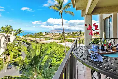 Image de Penthouse Ocean Views & Stunning Maui Sunsets