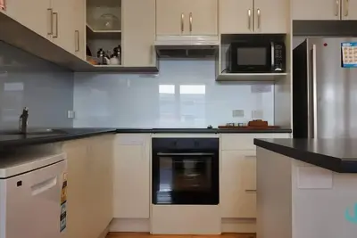 Image de Longshore Drift - metres to Blacksmiths Beach