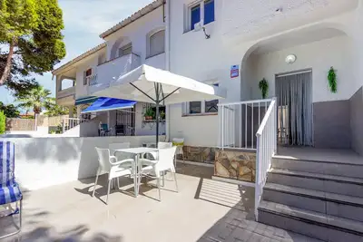 Image de Belle maison à Orihuela avec WiFi