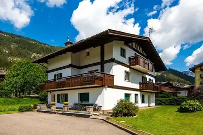 Cincelli by Interhome