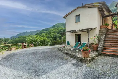 Image de Podere Sondino / Apt. I Cinghiali by Interhome