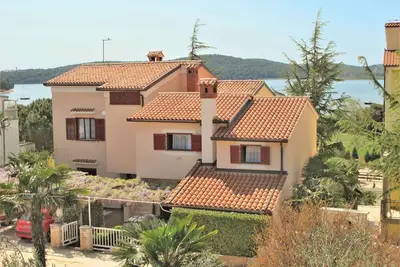 Appartement Denise by Interhome