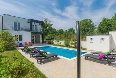 Maison Mirna by Interhome