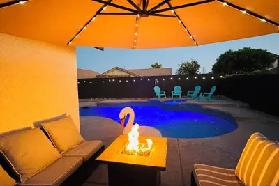 Coachella 5br, Pool Fire Pit Bbq, Chef Kitchen