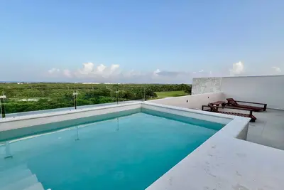 Luxurious Penthouse with Ocean View in Tulum Country Club