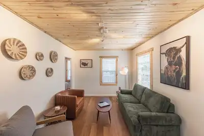 Image de #StayinMyDistrict Brussells Bungalow