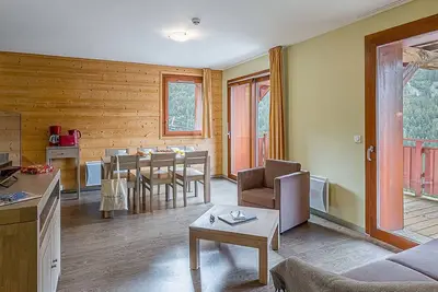 Image de Les Epinettes by Interhome