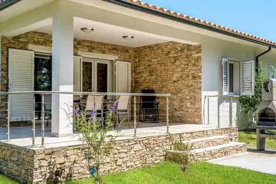 A Suara by Interhome