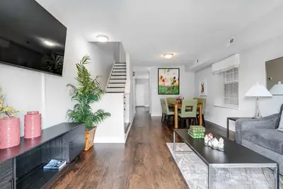 Image de Spacious Carytown Home: 6br, Free Parking!