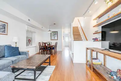 Image de Oaks Retreat Carytown House: Family & Pet Friendly