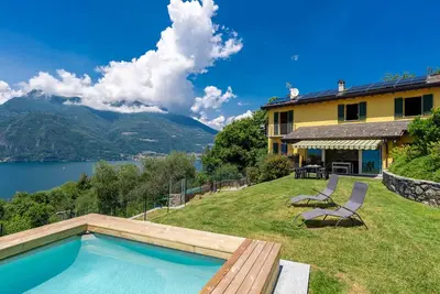 Image de Lacum Lux Resort by Interhome