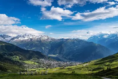 Image de Attic Ski Retreat in Verbier with Stunning Mountain Views\n\n\n\n\n\n\n