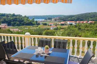 Image de Appartement Kolic by Interhome