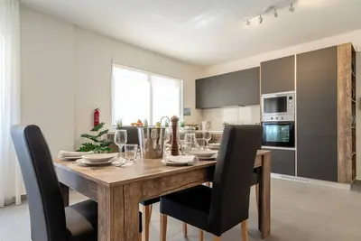 Image de Bright and Spacious 2 Bedroom Apartment