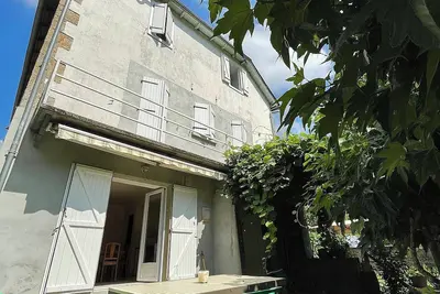 Image de « Le temps des gabariers ». Maison de campagne en basse Corrèze