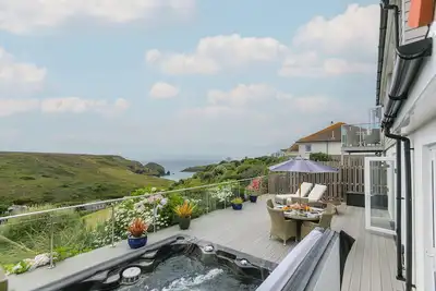 Image de Morwenna, pet friendly, luxury holiday cottage, with pool in Mullion