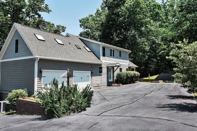 Image de Serenity on Wateree- Dock & Sauna!