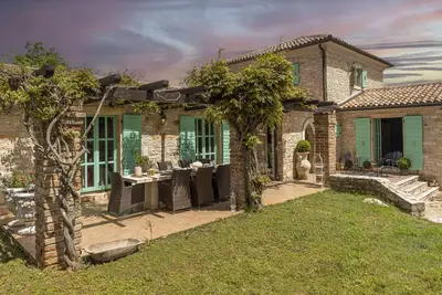 Image de Villa Le Chateau near Poreč for 11 people - pet friendly with private heated pool