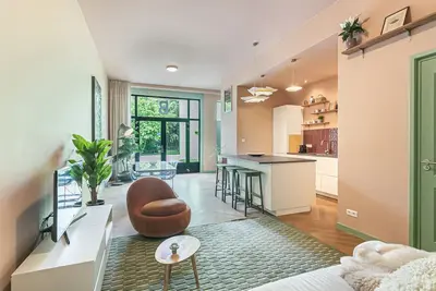 Image de Stylish apartment next to the Amstel river -Unit B