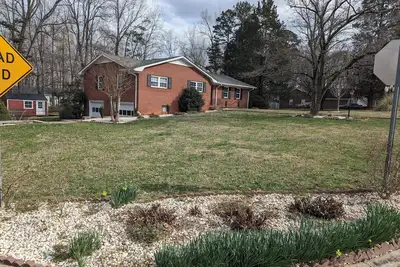 Image de 3-bedroom house in awesome Salisbury with WiFi, Ac