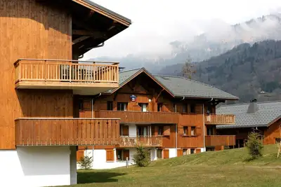 Image de Appartement charmant | Piscine + Navette gratuite!