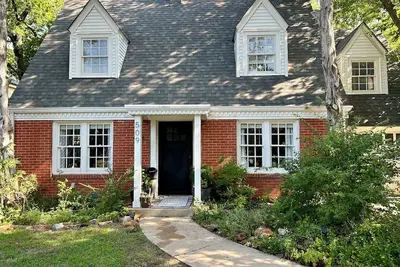 Image de 3 bed, 2. 5 bath in historic neighborhood, Espn+