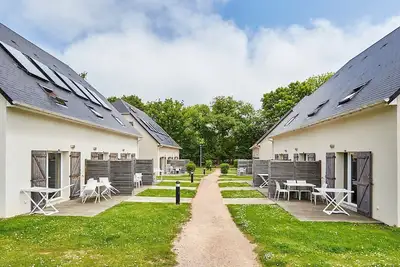 Image de Terrain Multisports + Wi-fi! Proche de la Plage