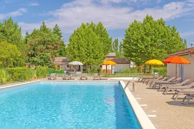 Image de Cottage Charmant, Terrasse | Accès piscine