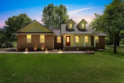 Image de Flippin Haven: Spacious & Cozy Retreat by RedAwning