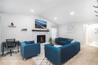 Image de Charming Ranch 3br W/ Hot Tub and Ping Pong Table\n\n