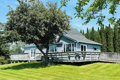 Image de Charming 3-bedroom cottage in Roque Bluffs with ocean access and fire pit