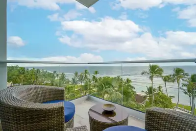Caribbean Breathless Views Beachfront Apartment