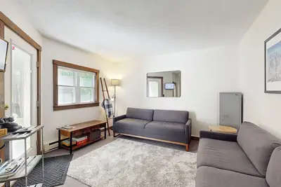 Image de Convenient recreation condo, outdoor pool, kitchenette, wifi, patio, Tv