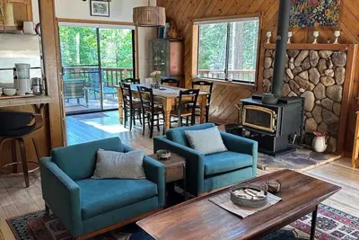 Image de Mtn Chalet in Bls|GameRoom|Ev Charger|Pool Access