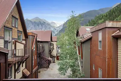 Image de Telluride Resort View at Double Diamond, Ski-in/out, mountain views and hot tub!