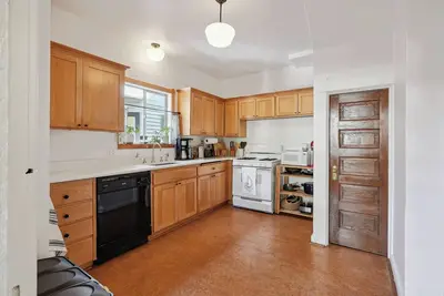 Charming 3-bedroom Craftsman house in Laurelhurst