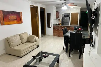 Image de Guest friendly 3 bedroom apartment near beach, Pool+Jacuzzi