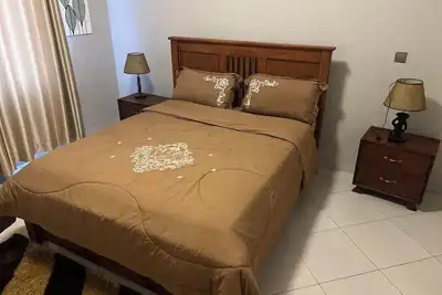 Image de 3-bedroom apartment in charming central Kampala with breath-taking scenery. . .