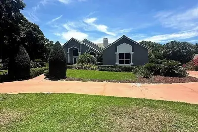 Image de Luxurious Vacation Home in Beautiful Windermere, 20 Min. to Disney & Universal!