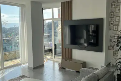 Image de Hilltop Luxury 10 minutes from city life
