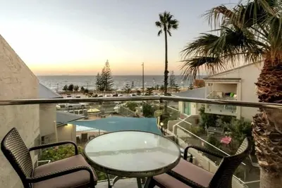 Image de Scarborough Sunset on Esplanade