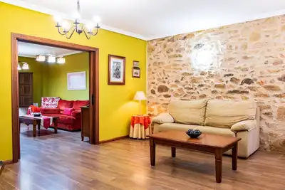 Image de Maison de campagne \"Casa Rural Doña Manuela\" avec terrasse privée, jardin privé et Wi-Fi