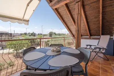 Image de Villa Segesta appartement de vacances avec terrasse, WiFi et climatisation