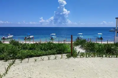 Image de Beachfront Villa in Puerto Morelos