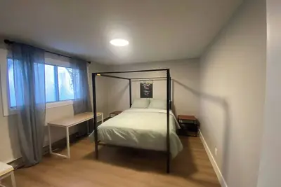 Image de Central 2br Near University And Whyte Ave