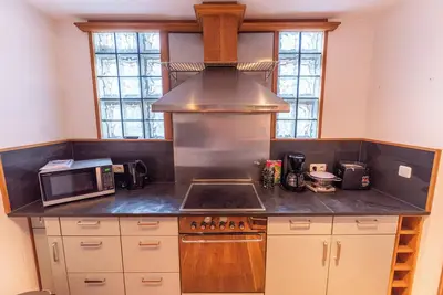 Image de Designer Unterkunft in 15. Jahrhundert Altbau 75 m² für Max. 4 Personen