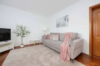 Image de Rembielińska 20 Warsaw | Elegant Apartment | Parking | Close to Metro Station