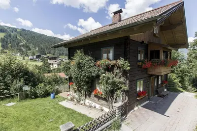 Image de Resl Resort - Chalet Schneiderhäusl - Holiday home (8-14 persons/6 bedrooms)
