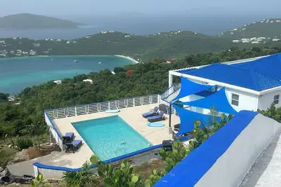 Image de Caribbean Delight, exceptional views, charming 2 bedroom, 2 bath apartment.